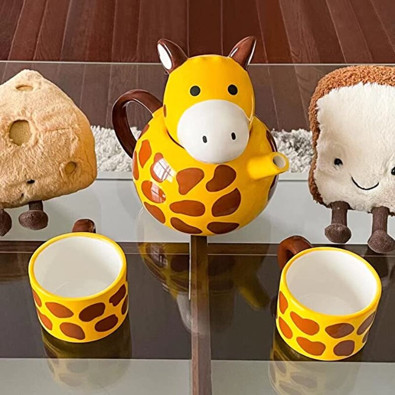 Cute Giraffe Shaped Ceramic Tea Pot with 2 Cups